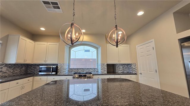 5543 Dancing Fox Court, Las Vegas, NV 89139