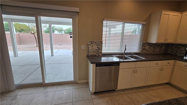 5543 Dancing Fox Court, Las Vegas, NV 89139