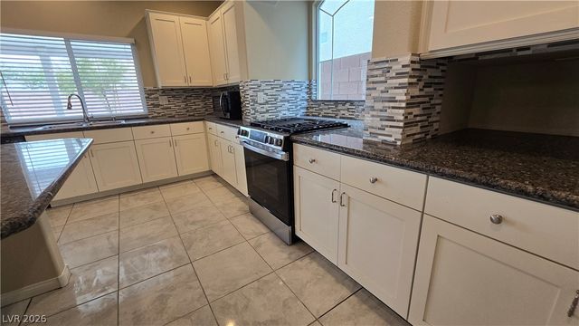 5543 Dancing Fox Court, Las Vegas, NV 89139