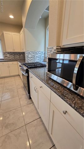 5543 Dancing Fox Court, Las Vegas, NV 89139