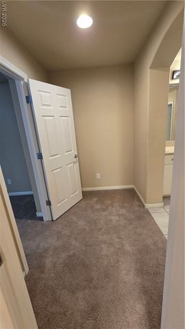 5543 Dancing Fox Court, Las Vegas, NV 89139