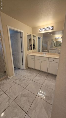 5543 Dancing Fox Court, Las Vegas, NV 89139