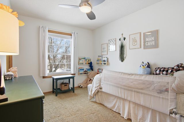 9953 Starlight Drive, Woodbury, MN 55125