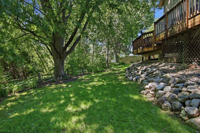 9953 Starlight Drive, Woodbury, MN 55125