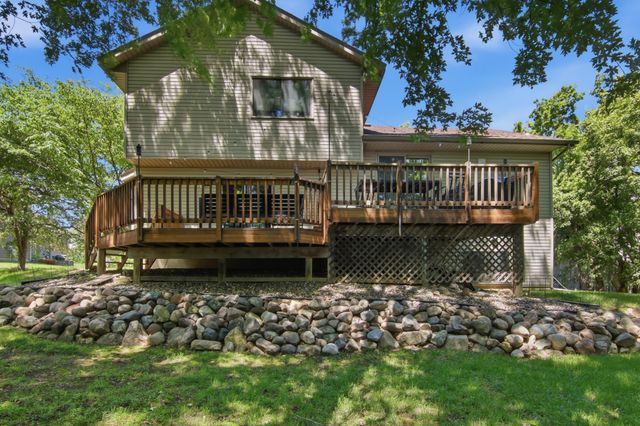 9953 Starlight Drive, Woodbury, MN 55125