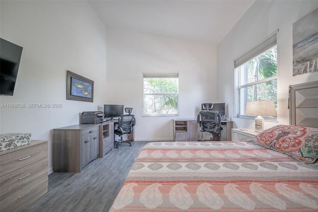 609 E Sheridan St 308, Dania Beach, FL 33004