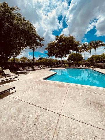 10120 Boca Entrada Boulevard 307, Boca Raton, FL 33428