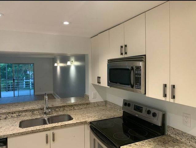10120 Boca Entrada Boulevard 307, Boca Raton, FL 33428