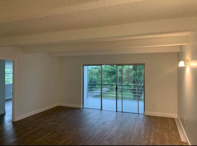 10120 Boca Entrada Boulevard 307, Boca Raton, FL 33428