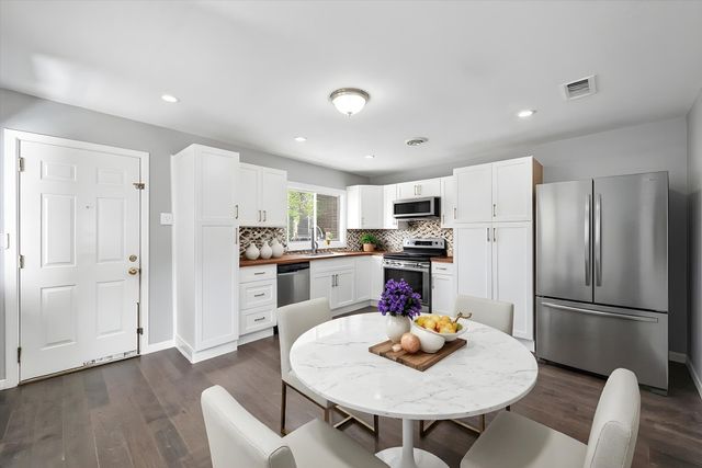 2020 Bluebonnet Drive, Fort Worth, TX 76111