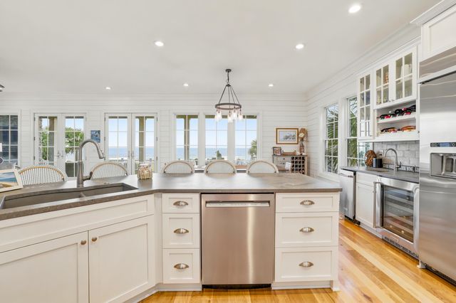 1008 Parker Dr., Pawleys Island, SC 29585