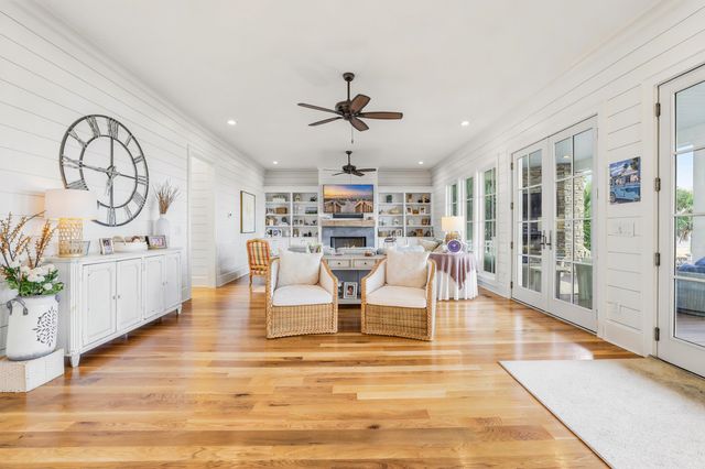 1008 Parker Dr., Pawleys Island, SC 29585