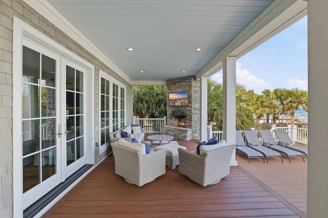 1008 Parker Dr., Pawleys Island, SC 29585