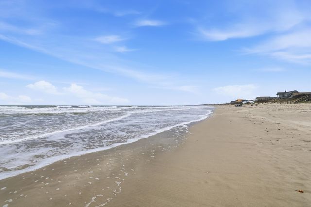 1008 Parker Dr., Pawleys Island, SC 29585