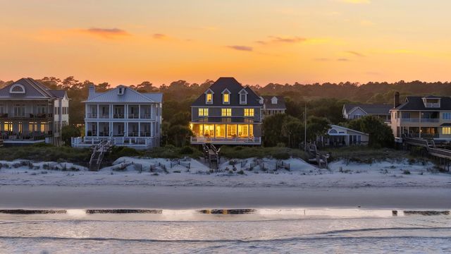 1008 Parker Dr., Pawleys Island, SC 29585