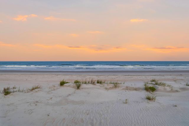 1008 Parker Dr., Pawleys Island, SC 29585