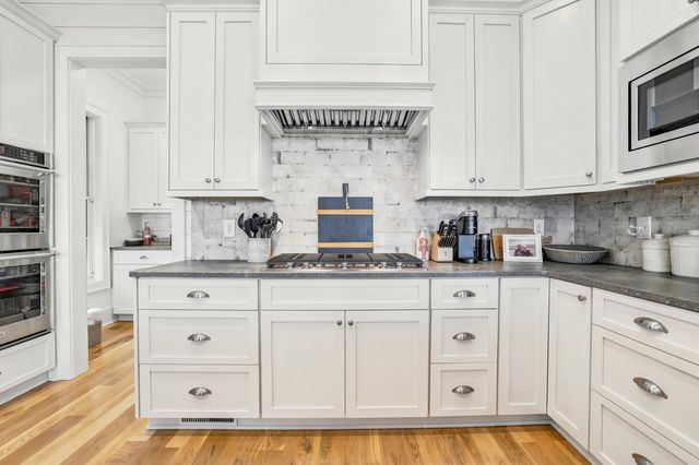 1008 Parker Dr., Pawleys Island, SC 29585