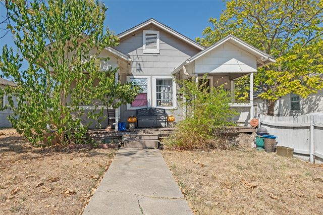 2421 Boyd Street, Dallas, TX 75224