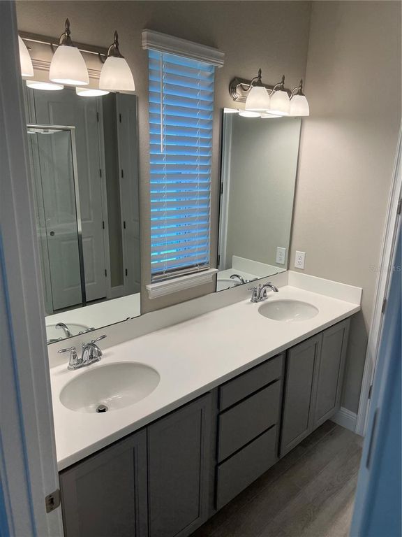 Image 30 of property listing at 7805 NEMOURS PARKWAY, Orlando, FL 32827
