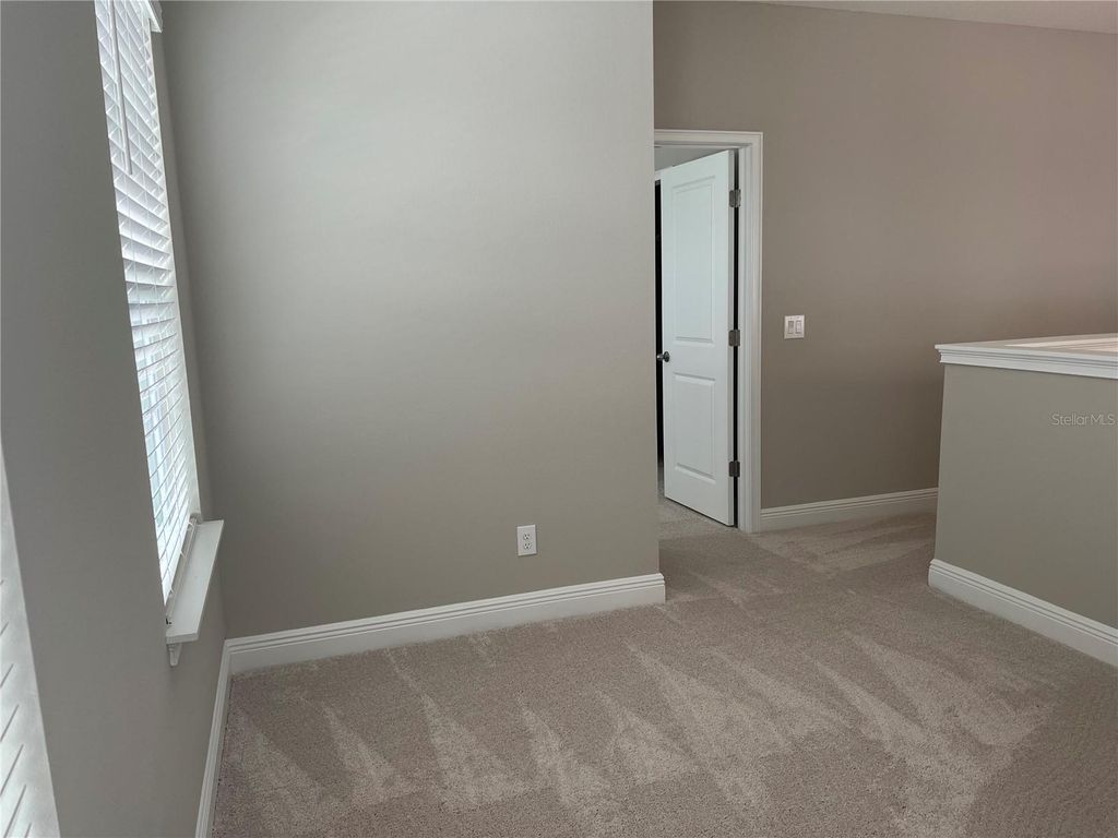 Image 43 of property listing at 7805 NEMOURS PARKWAY, Orlando, FL 32827