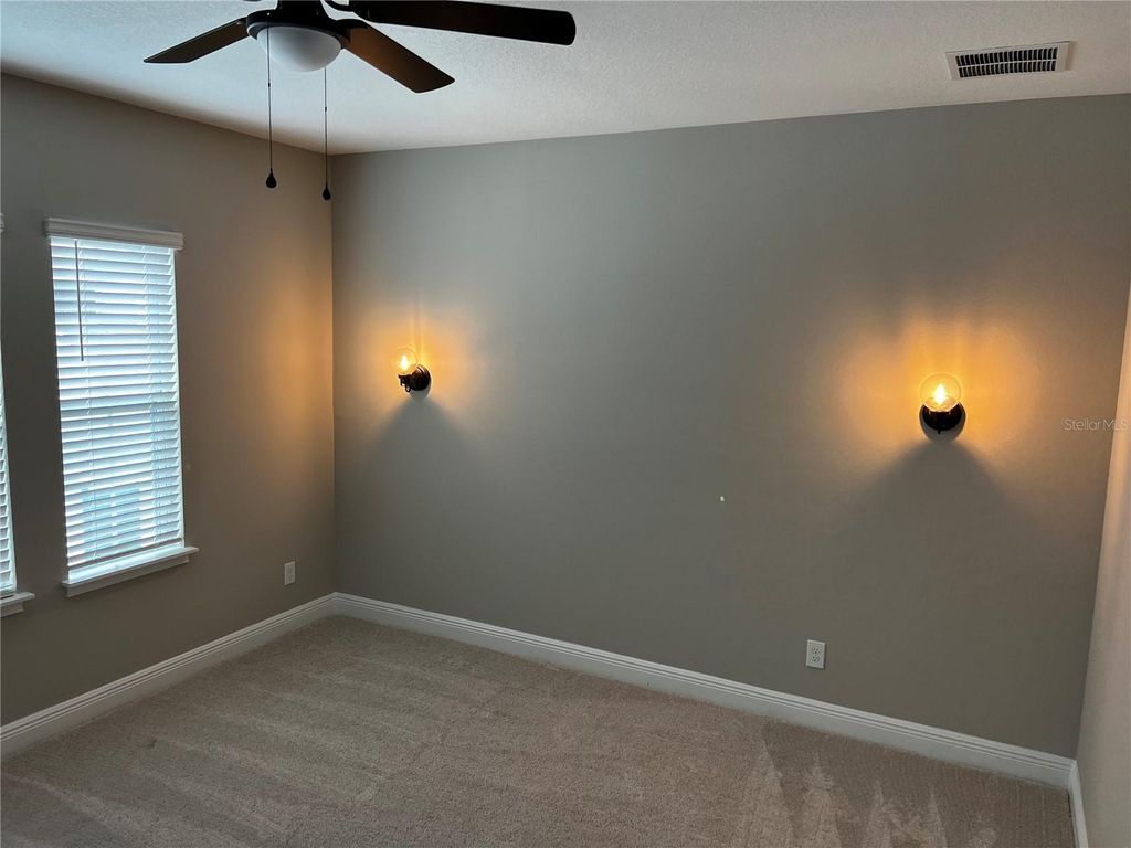 Image 50 of property listing at 7805 NEMOURS PARKWAY, Orlando, FL 32827