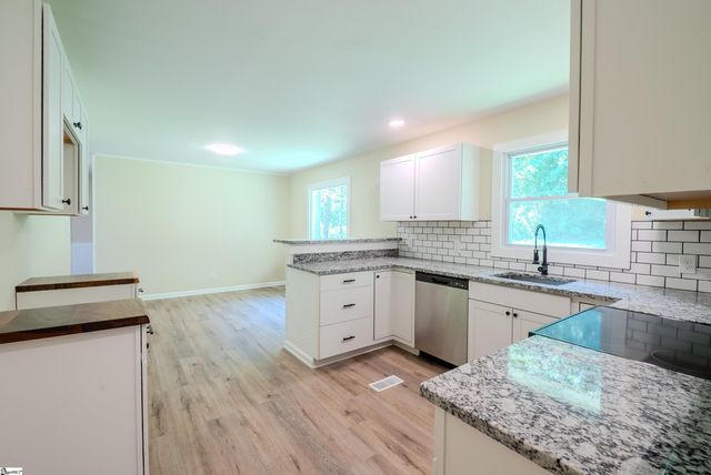410 Old Liberty Pickens Road, Pickens, SC 29671