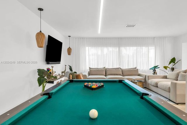 5250 NE 15th Ave, Fort Lauderdale, FL 33334