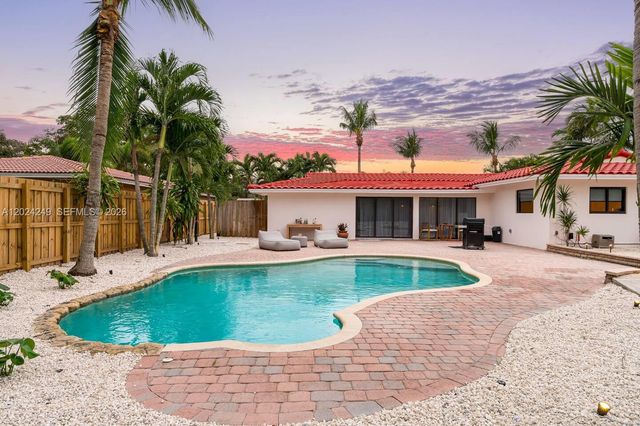 5250 NE 15th Ave, Fort Lauderdale, FL 33334