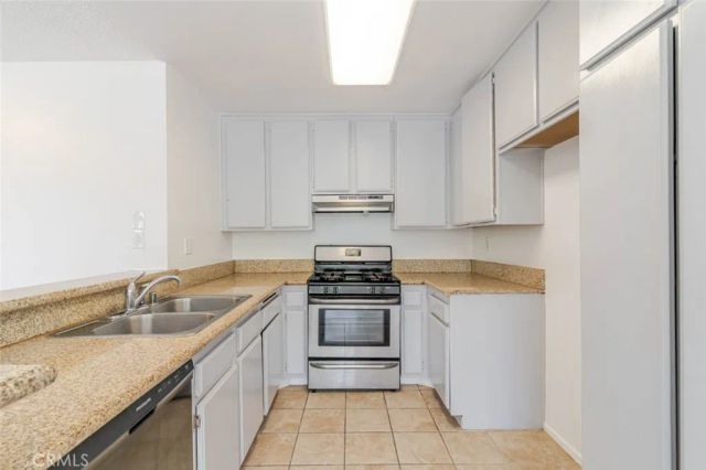 13126 Bromont 1, Sylmar, CA 91342