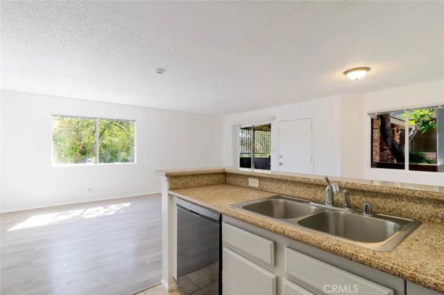 13126 Bromont 1, Sylmar, CA 91342