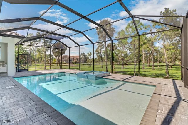 739 23rd ST SW, Naples, FL 34117