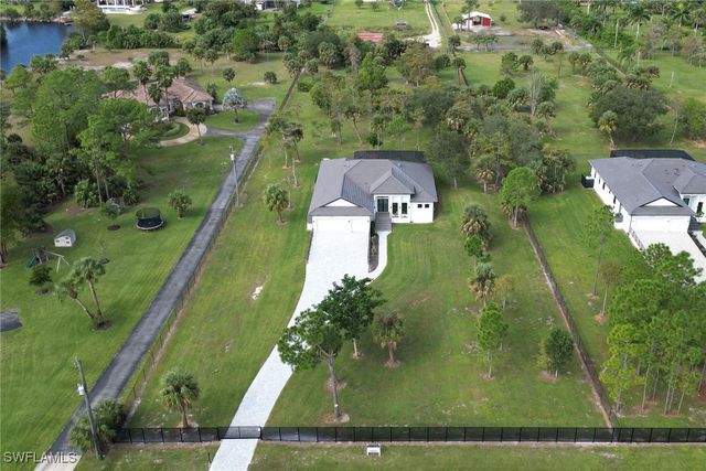 739 23rd ST SW, Naples, FL 34117