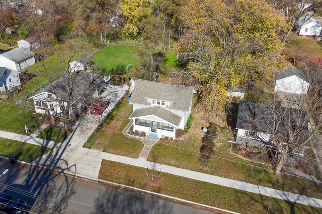 307 Ridgewood Street Se, City Of Kentwood, MI 49548