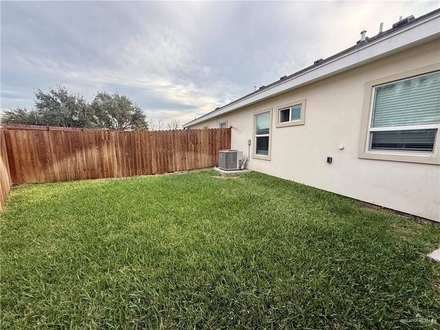5601 Puffin Avenue, Mission, TX 78573