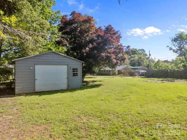 136 Kent Drive, Forest City, NC 28043