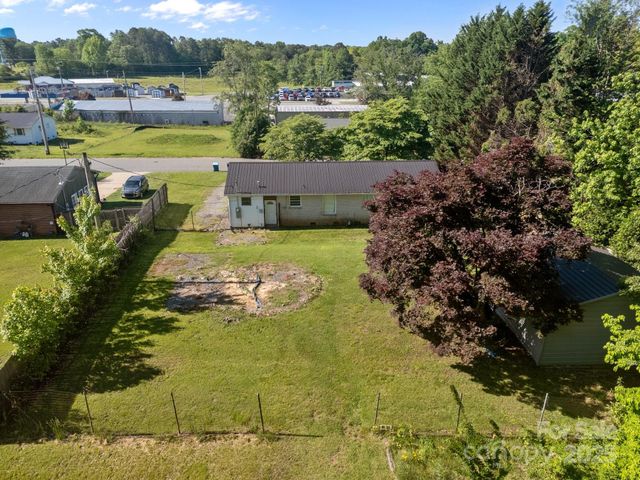 136 Kent Drive, Forest City, NC 28043