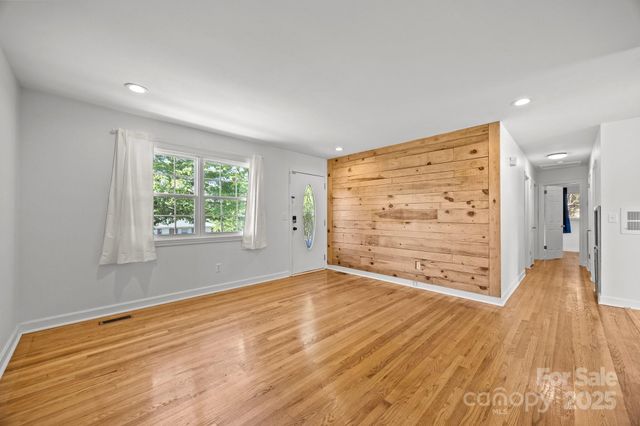 136 Kent Drive, Forest City, NC 28043