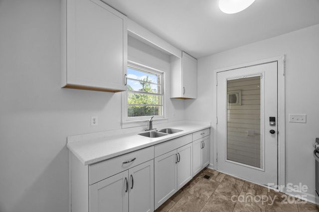 136 Kent Drive, Forest City, NC 28043