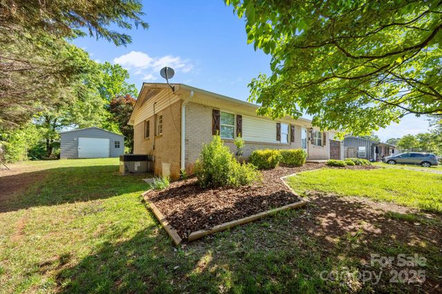 136 Kent Drive, Forest City, NC 28043