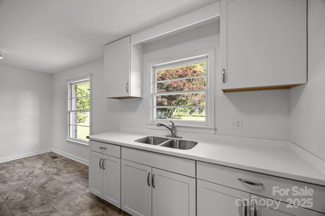 136 Kent Drive, Forest City, NC 28043