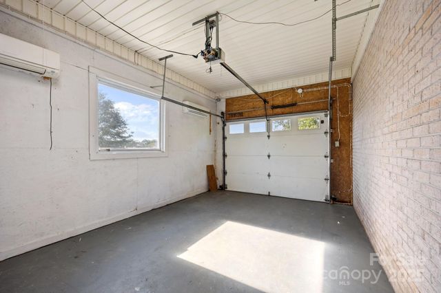 136 Kent Drive, Forest City, NC 28043