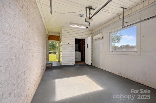 136 Kent Drive, Forest City, NC 28043