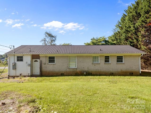 136 Kent Drive, Forest City, NC 28043