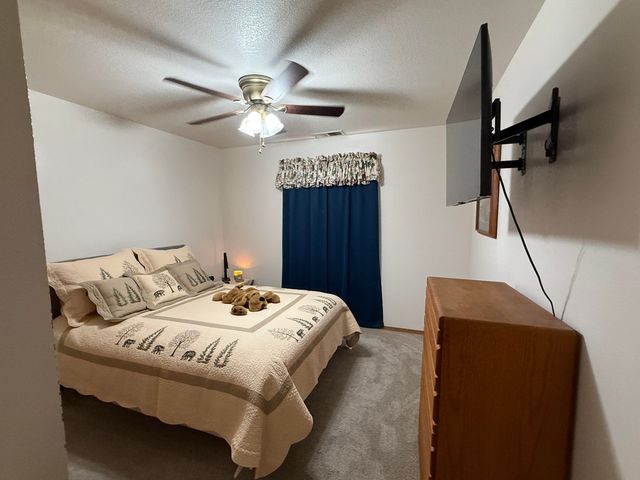 315 E Washington Avenue, Tulare, CA 93274