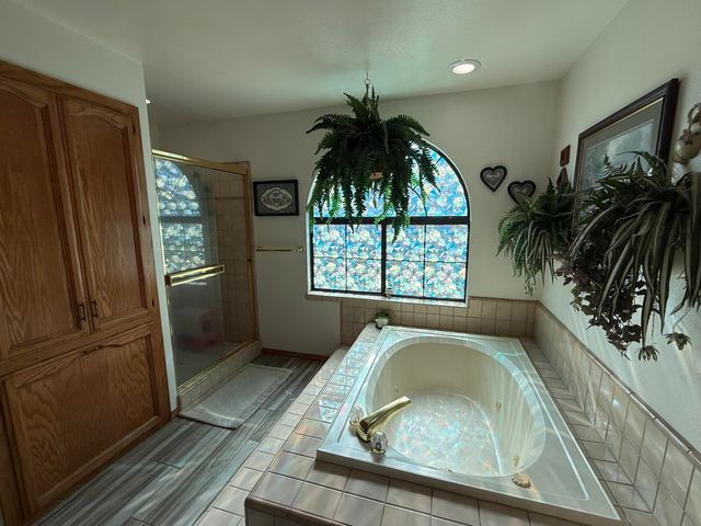 315 E Washington Avenue, Tulare, CA 93274