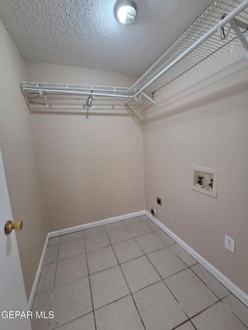 10274 VALLE DEL SOL Drive, El Paso, TX 79924