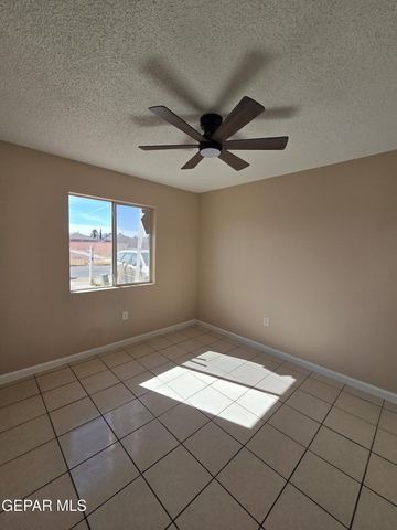 10274 VALLE DEL SOL Drive, El Paso, TX 79924