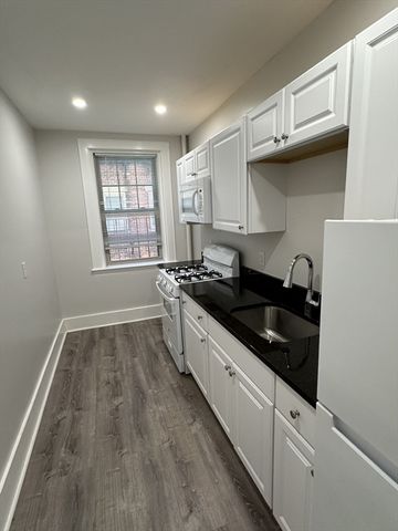34 Main 49, Malden, MA 02148