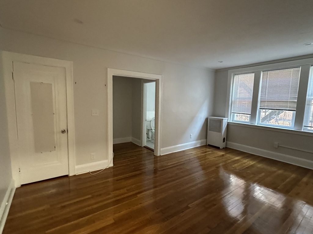 34 Main 49, Malden, MA 02148