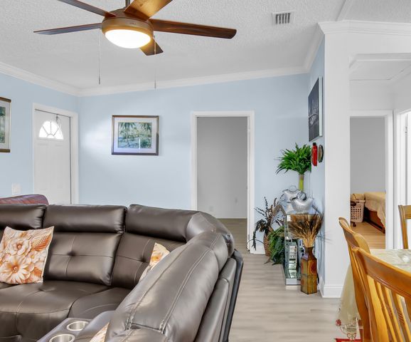 300 Elaine Circle E, West Palm Beach, FL 33409